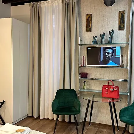 Apartment Colosseo Design Rome